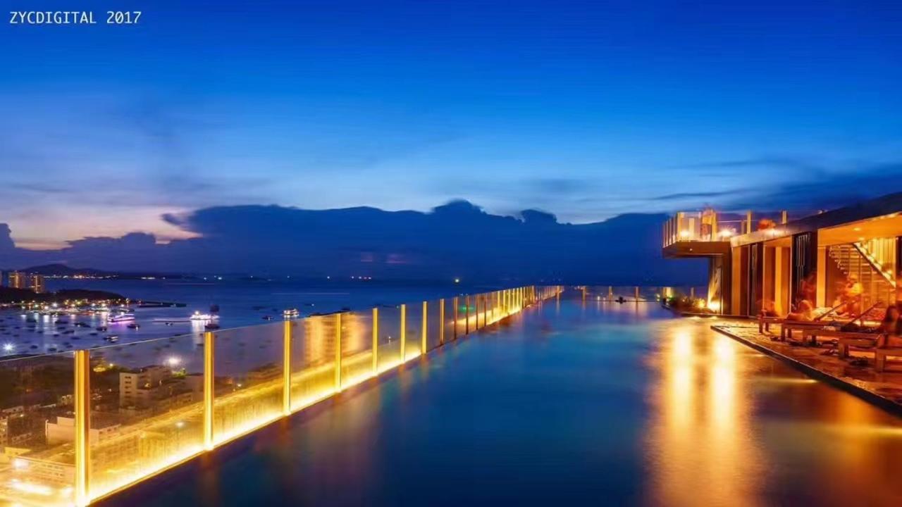 The Base Lägenhet Pattaya Exteriör bild